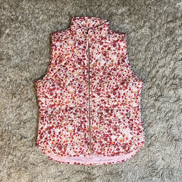 NWT J. Crew Puffer Vest with Snap Pockets - Picture 2 of 8